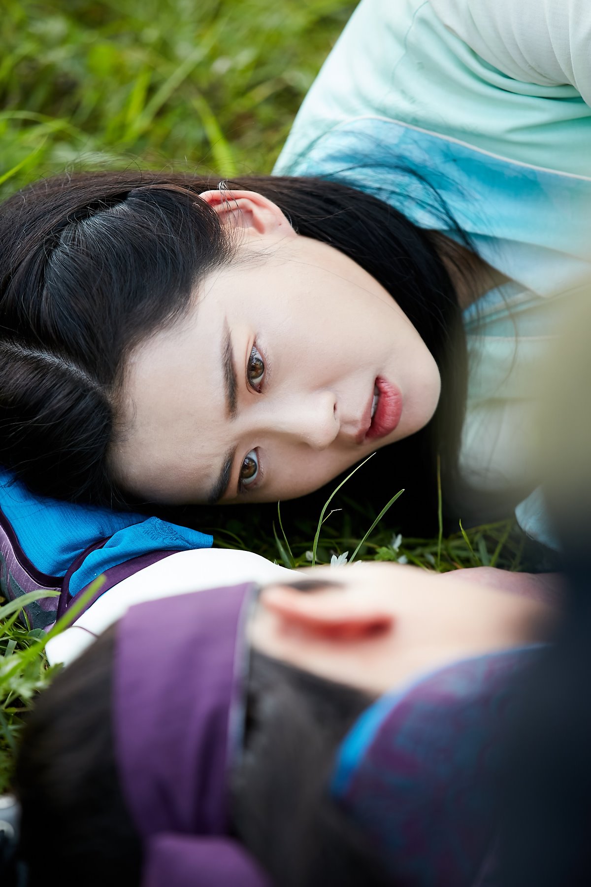 Hwarang: Vừa nói yêu Go Ara, Park Seo Joon lĩnh ngay một mũi tên chí mạng - Ảnh 2. Hwarang: Vừa nói yêu Go Ara, Park Seo Joon lĩnh ngay một mũi tên chí mạng - Ảnh 2.