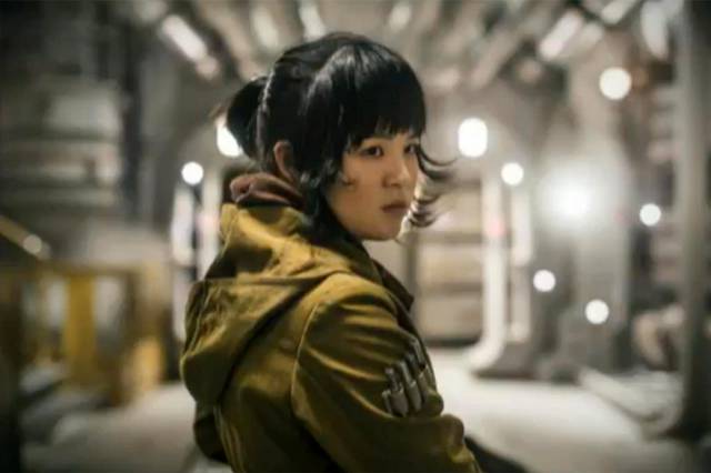 Gặp gỡ diễn viên gốc Việt Kelly Marie Tran - Gương mặt mới của Star Wars - Ảnh 2.