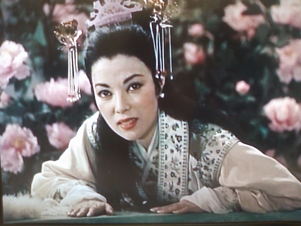 21 nàng Bạch Xà đẹp như mộng trên màn ảnh Châu Á qua năm tháng - Ảnh 2.