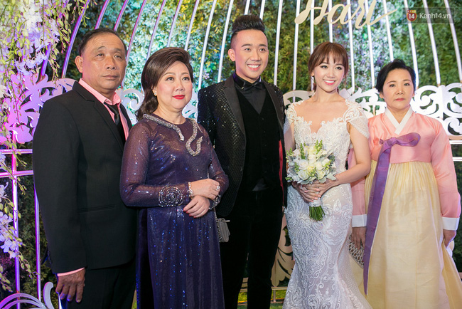 Điểm lại những đám cưới xa hoa, đình đám trong showbiz Việt khiến công chúng xuýt xoa - Ảnh 7.