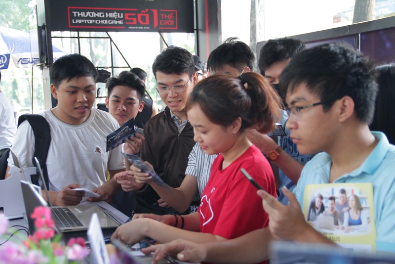 Những điều ấn tượng chỉ có tại Asus Campus Tour 2017 - Ảnh 2.