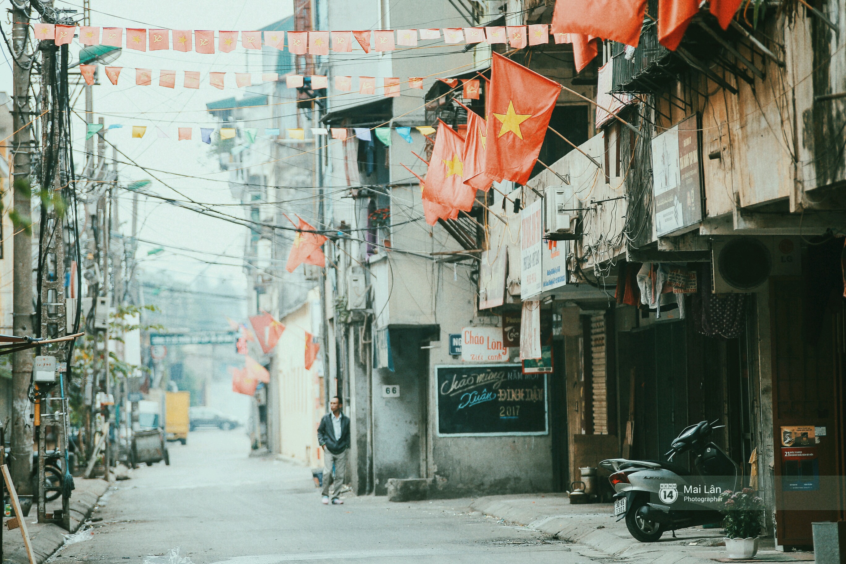Hà Nội sáng mùng 1 Tết đầy thanh bình, ai mà chẳng yêu! - Ảnh 1. Hà Nội sáng mùng 1 Tết đầy thanh bình, ai mà chẳng yêu! - Ảnh 1.