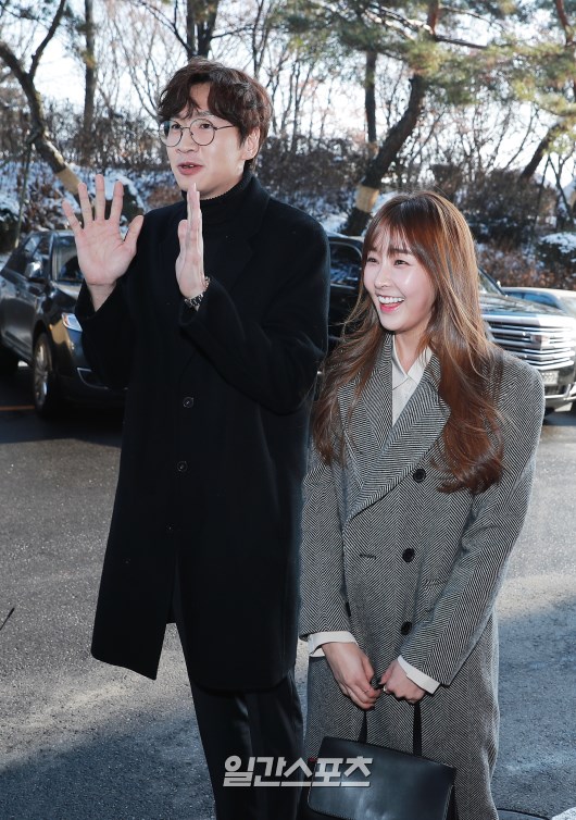 R&ograve; rỉ h&igrave;nh ảnh b&ecirc;n trong đ&aacute;m cưới b&iacute; mật của kiều nữ Gia đ&igrave;nh l&agrave; số một Park Ha Sun - Ảnh 5.