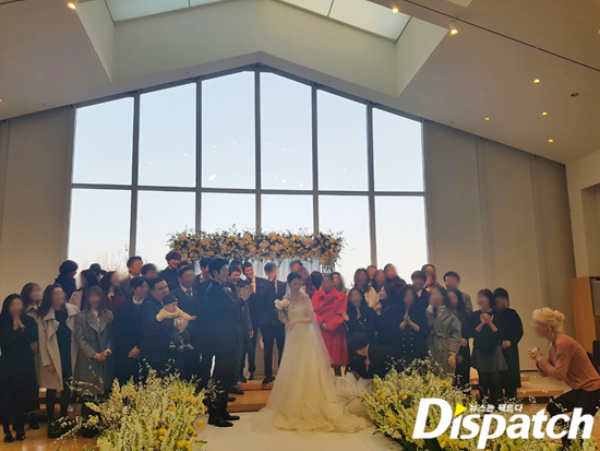 Rò rỉ hình ảnh bên trong đám cưới bí mật của kiều nữ Gia đình là số một Park Ha Sun - Ảnh 3.