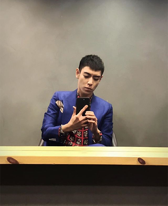 T.O.P (Big Bang) khoe tóc mới chuẩn bị ngày mai nhập ngũ, lộ biệt thự 60 tỉ xa xỉ như bảo tàng - Ảnh 21.