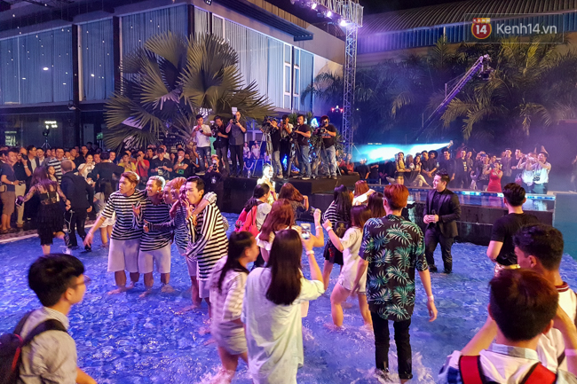 Pool party giao lưu với smartphone vừa diễn ra tưng bừng tại Sài Gòn và đây là những hình ảnh nóng nhất - Ảnh 21.