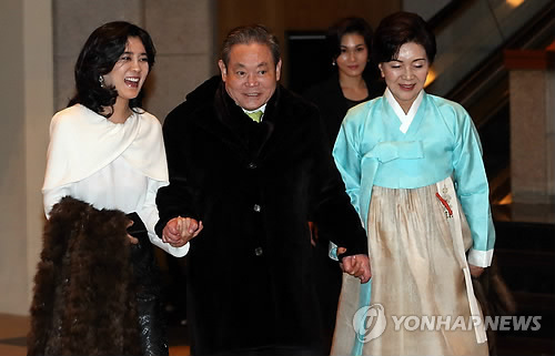 Chân dung cô em gái xinh đẹp, người có khả năng tiếp quản tập đoàn Samsung sau khi Thái tử Lee bị tuyên án 5 năm tù - Ảnh 3.