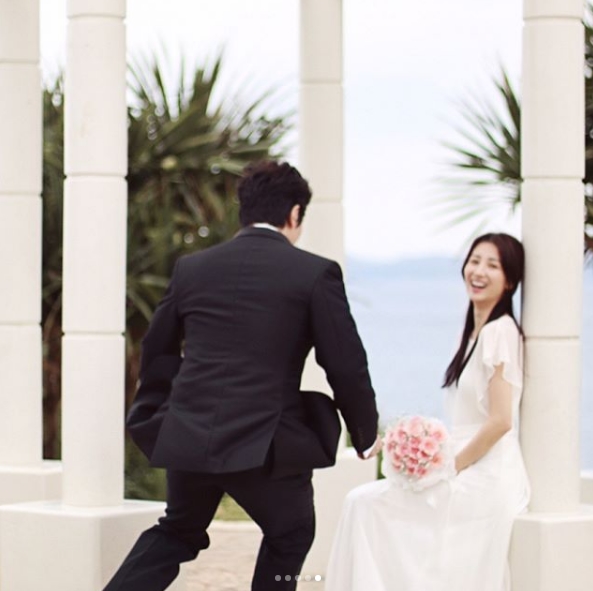 Lộ ảnh cưới đẹp như mộng của kiều nữ Gia đình là số một Park Ha Sun - Ảnh 5.