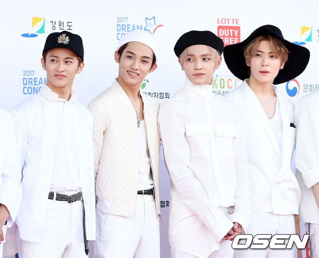 Thảm đỏ Dream Concert: D&agrave;n mỹ nh&acirc;n thế hệ mới n&acirc;ng bậc nhan sắc, d&agrave;n mỹ nam c&ugrave;ng biến th&agrave;nh ho&agrave;ng tử - Ảnh 22.