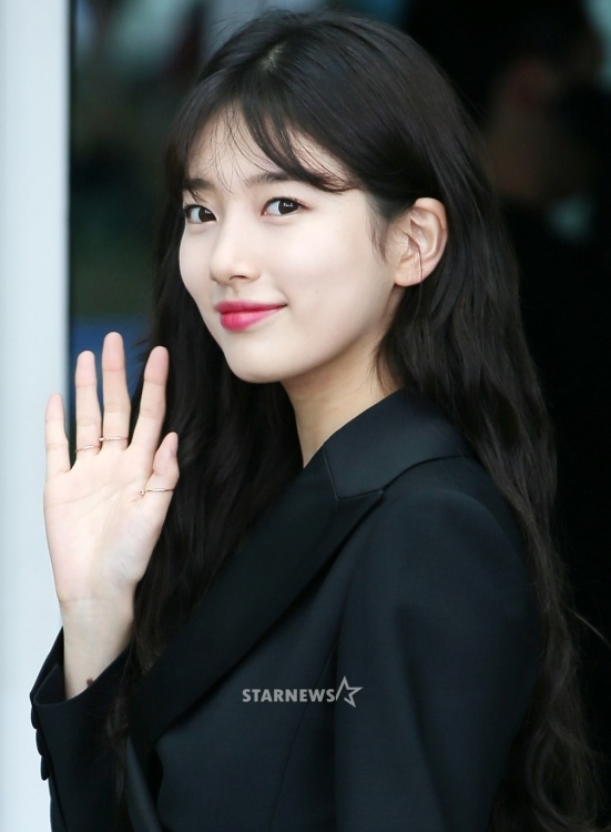 Đau đầu với màn đọ sắc hiếm hoi: Nữ thần Hậu duệ mặt trời hay nữ thần Kpop Suzy đẹp xuất sắc hơn? - Ảnh 5.