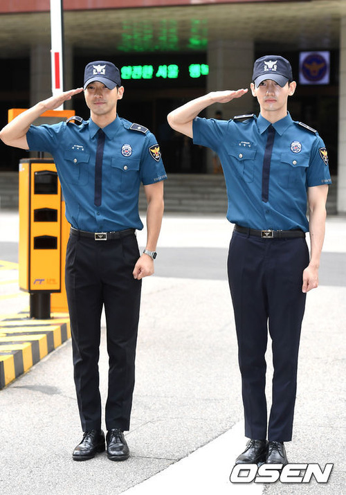 Từ khóa mừng Siwon và Changmin xuất ngũ xếp vị trí cao trên bảng xu hướng thịnh hành toàn thế giới của Twitter - Ảnh 1.