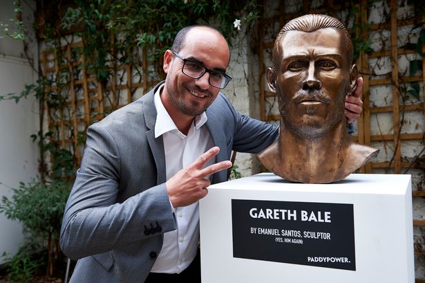 T&aacute;c giả bức tượng Ronaldo vừa tạc tượng cho Gareth Bale - Ảnh 2.