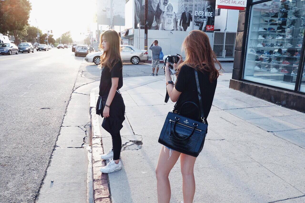 Cặp chị em sinh đôi hot nhất MXH Trúc Anh - Trâm Anh: Dạo này 1 đứa mập hơn thì mới có người phân biệt được! - Ảnh 12. Cặp chị em sinh đôi hot nhất MXH Trúc Anh - Trâm Anh: Dạo này 1 đứa mập hơn thì mới có người phân biệt được! - Ảnh 12.