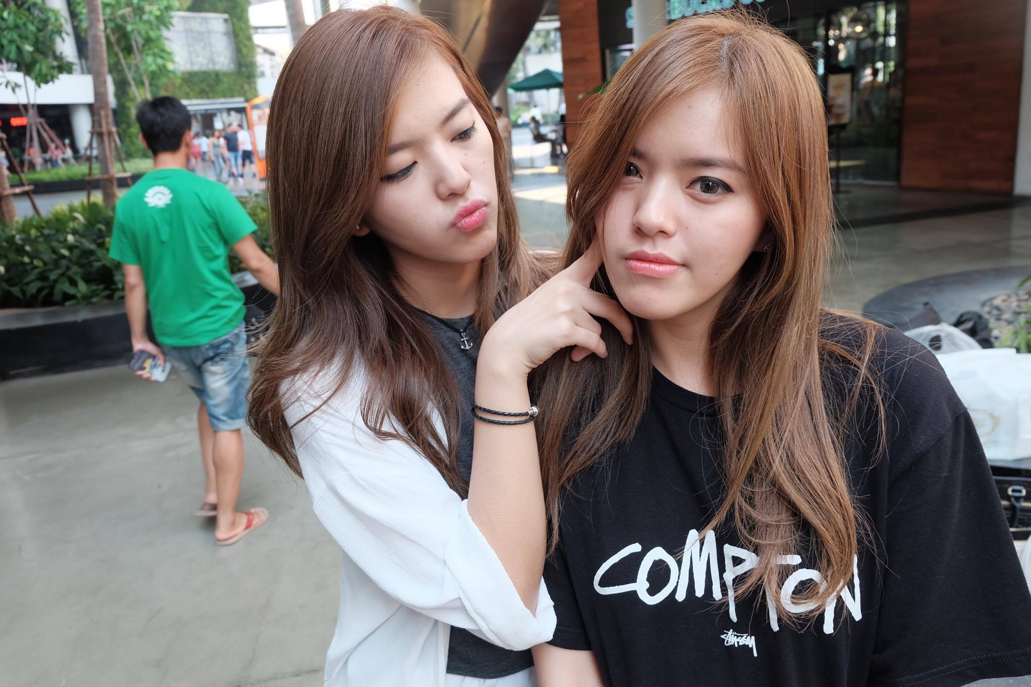 Cặp chị em sinh đôi hot nhất MXH Trúc Anh - Trâm Anh: Dạo này 1 đứa mập hơn thì mới có người phân biệt được! - Ảnh 15. Cặp chị em sinh đôi hot nhất MXH Trúc Anh - Trâm Anh: Dạo này 1 đứa mập hơn thì mới có người phân biệt được! - Ảnh 15.