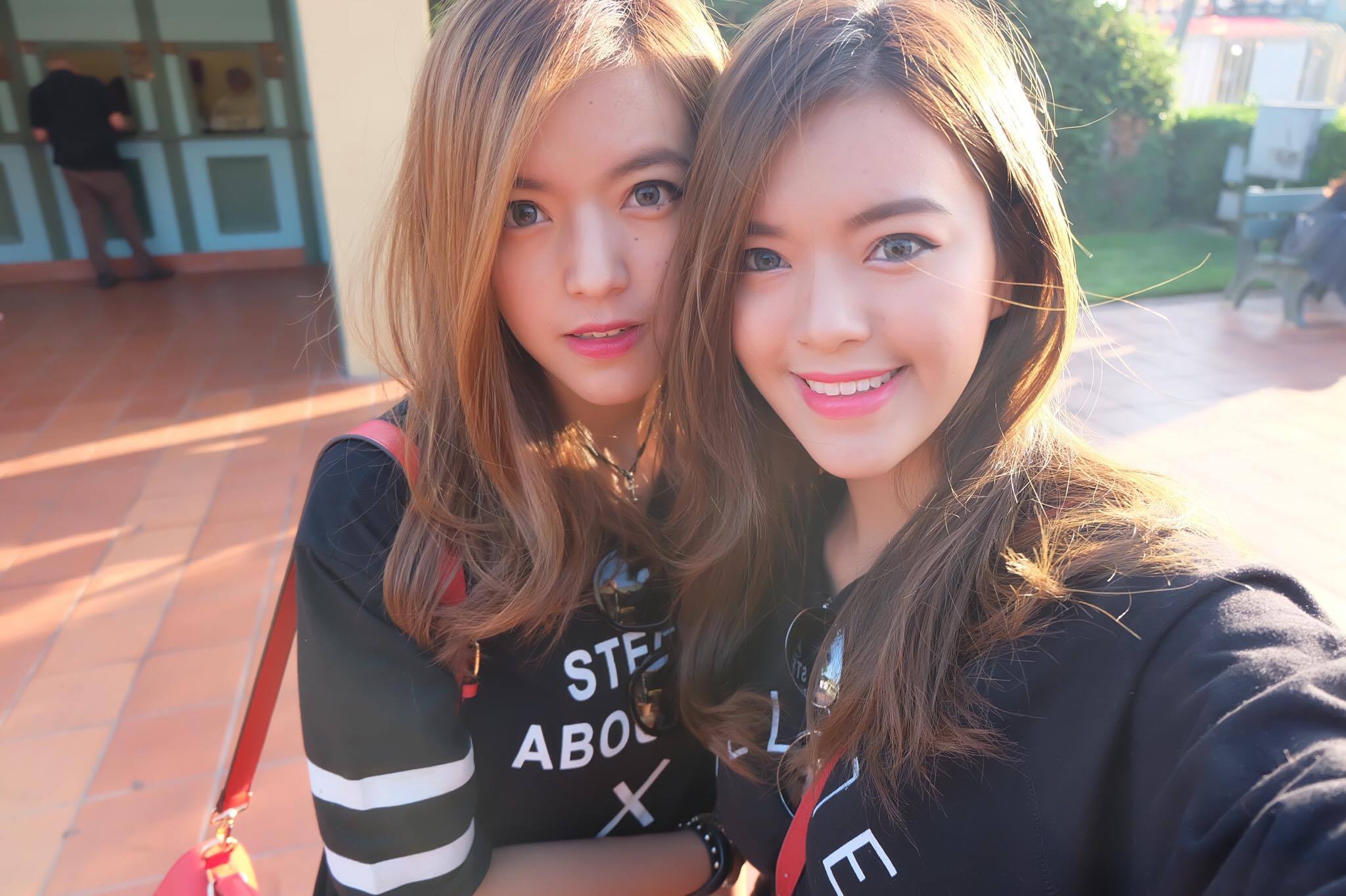 Cặp chị em sinh đôi hot nhất MXH Trúc Anh - Trâm Anh: Dạo này 1 đứa mập hơn thì mới có người phân biệt được! - Ảnh 5. Cặp chị em sinh đôi hot nhất MXH Trúc Anh - Trâm Anh: Dạo này 1 đứa mập hơn thì mới có người phân biệt được! - Ảnh 5.