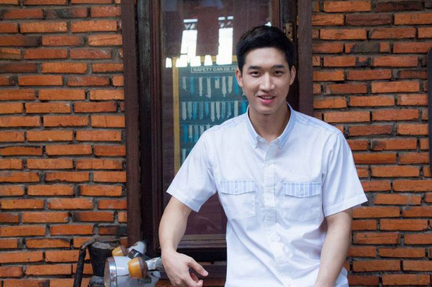Cư d&acirc;n mạng bấn loạn với ch&agrave;ng du học sinh L&agrave;o đẹp trai, cao 1m85 v&agrave; th&ocirc;ng thạo 3 thứ tiếng ở ĐH T&ocirc;n Đức Thắng - Ảnh 1.