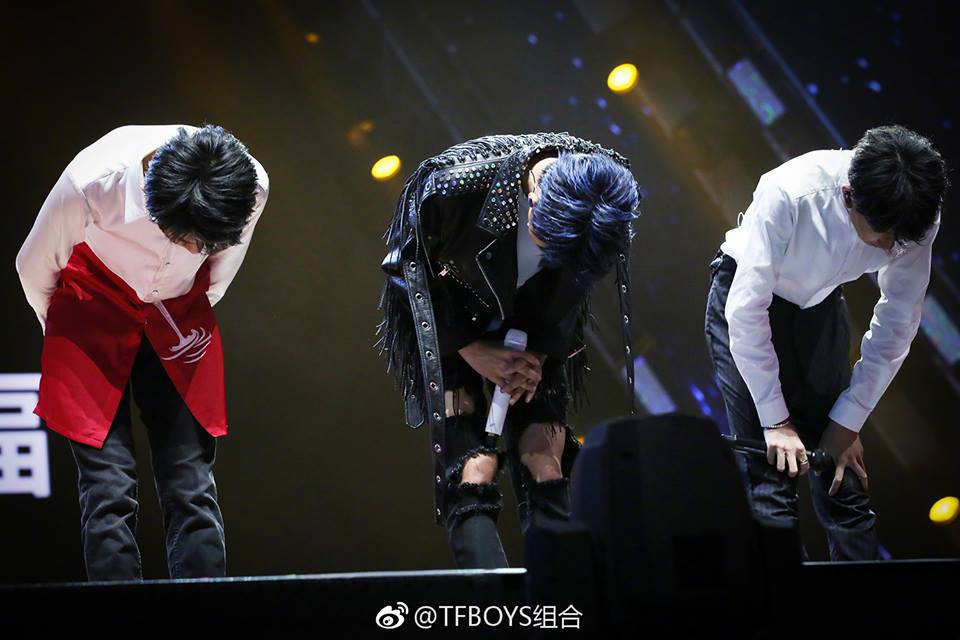 Trai đẹp tuổi teen TFBoys bùng nổ trong concert kỷ niệm 4 năm - Ảnh 27. Trai đẹp tuổi teen TFBoys bùng nổ trong concert kỷ niệm 4 năm - Ảnh 27.