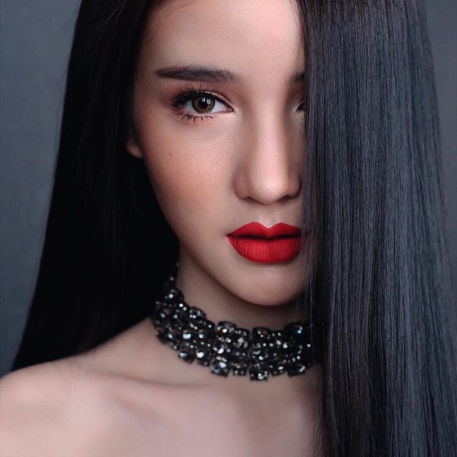 Hot girl được ví đẹp hơn Nong Poy vừa trở thành Hoa hậu chuyển giới Thái Lan 2017 - Ảnh 8.