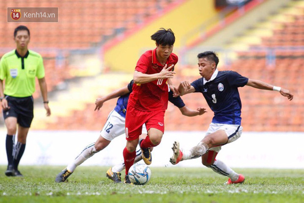 Trận U22 Việt Nam gặp U22 Campuchia ở SEA Games 29 bị nghi bán độ - Ảnh 2.