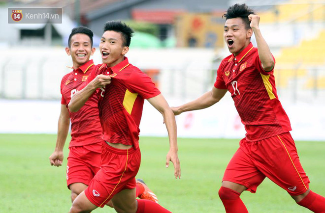 U22 Việt Nam xếp trên Thái Lan sau trận thắng tưng bừng ngày ra quân ở SEA Games 29 - Ảnh 3.