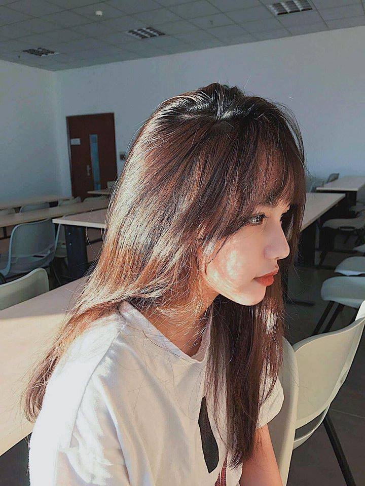 Góc nghiêng của hot girl đình đám và gái xinh trên Facebook: Ai đẹp hơn? - Ảnh 15. Góc nghiêng của hot girl đình đám và gái xinh trên Facebook: Ai đẹp hơn? - Ảnh 15.