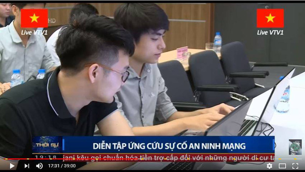 Cư dân mạng lại phát sốt với chàng IT xuất hiện trong bản tin thời sự VTV cùng góc nghiêng thần thánh như bước ra từ ngôn tình - Ảnh 2.