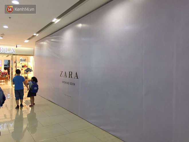 Zara treo biển Opening Soon to đùng tại Vincom Bà Triệu, ngày khai trương đến gần lắm rồi - Ảnh 5.