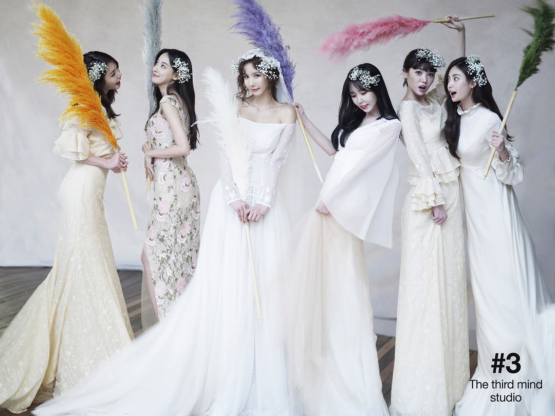 Hình cưới của cựu thành viên After School gây bão: Toàn phù dâu mỹ nhân chân dài, đẹp như poster MV Hình cưới của cựu thành viên After School gây bão: Toàn phù dâu mỹ nhân chân dài, đẹp như poster MV