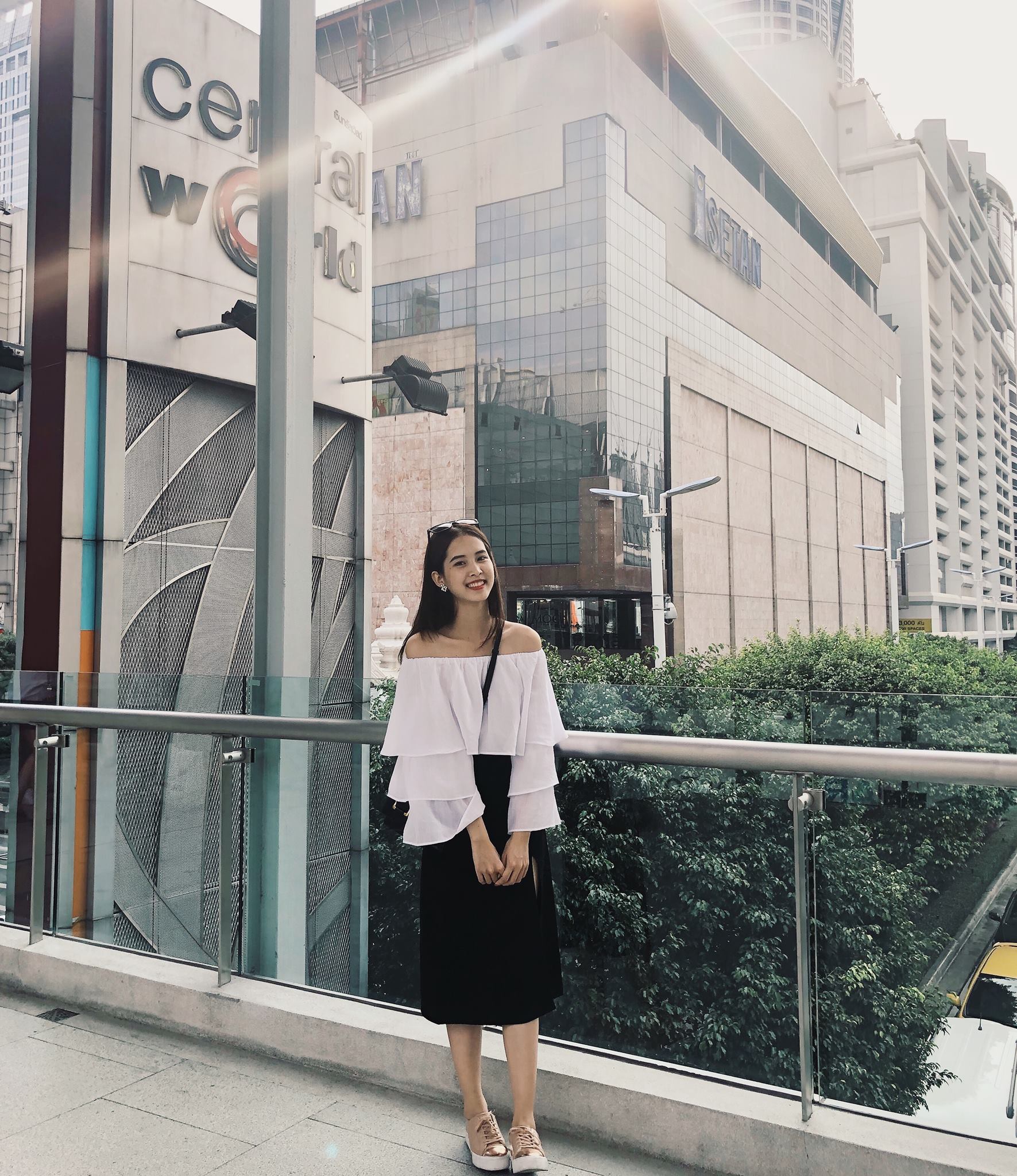 Đẹp không kém gì “thần tiên tỉ tỉ”, cô gái Việt được mệnh danh chị em song sinh thất lạc của Lưu Diệc Phi - Ảnh 6. Đẹp không kém gì “thần tiên tỉ tỉ”, cô gái Việt được mệnh danh chị em song sinh thất lạc của Lưu Diệc Phi - Ảnh 6.