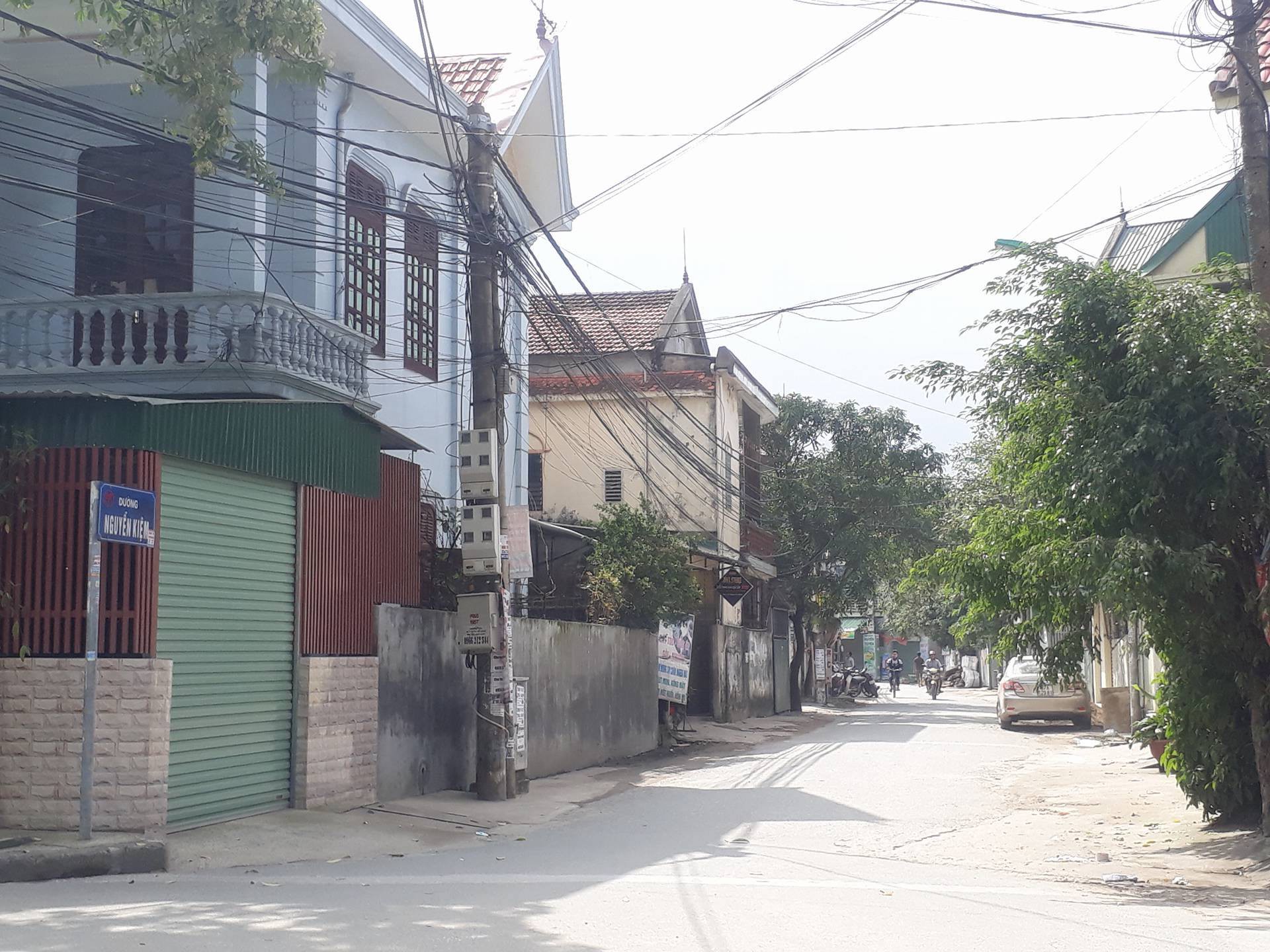 Nghệ An: Gọi mãi không được đành phá cửa, người dân bất ngờ phát hiện nữ sinh sư phạm đã tử vong trong tư thế treo cổ - Ảnh 1. Nghệ An: Gọi mãi không được đành phá cửa, người dân bất ngờ phát hiện nữ sinh sư phạm đã tử vong trong tư thế treo cổ - Ảnh 1.