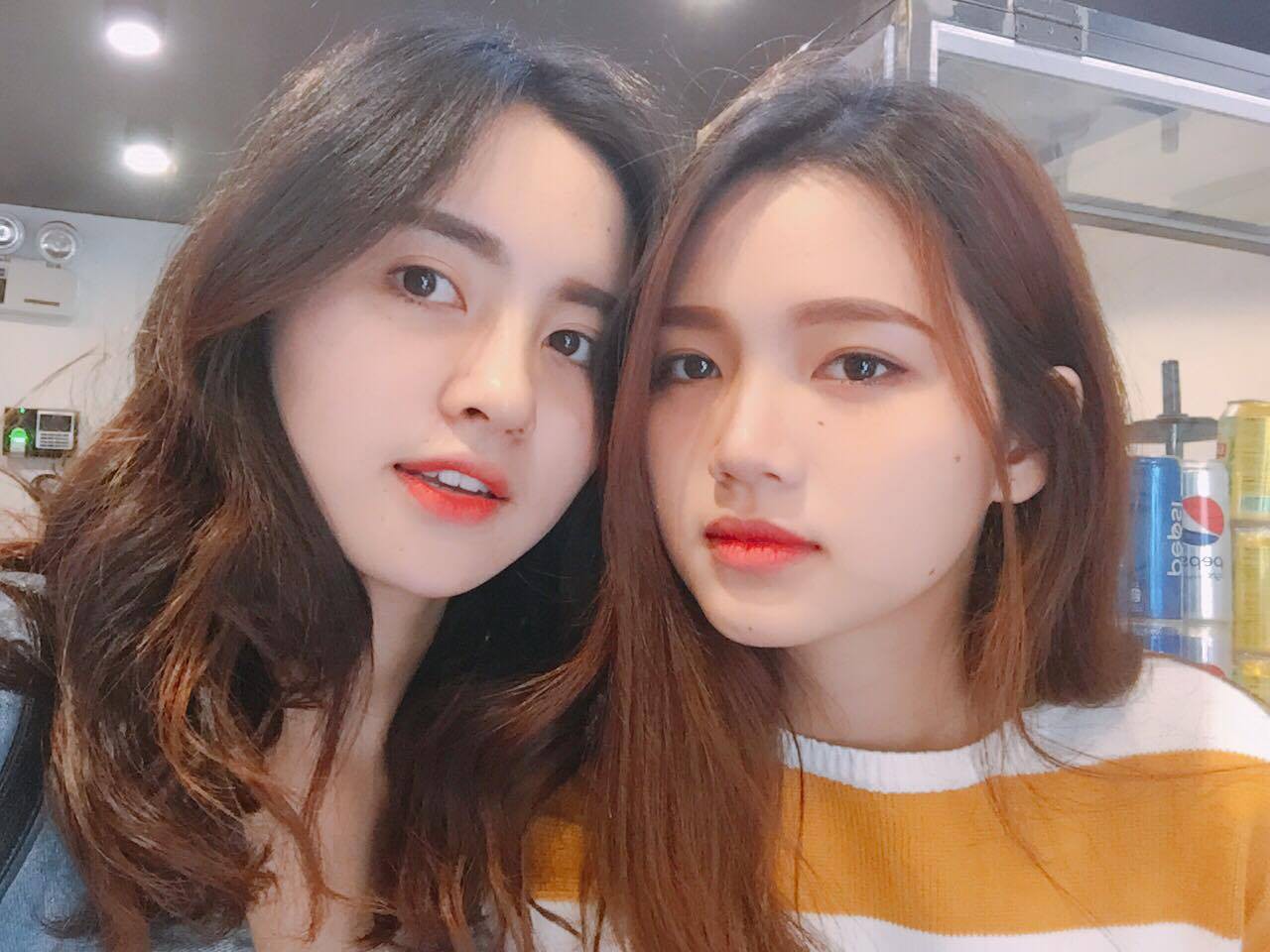 Bức hình 2 cô nàng đã xinh lại còn chơi chung hot nhất Facebook hôm nay! - Ảnh 5. Bức hình 2 cô nàng đã xinh lại còn chơi chung hot nhất Facebook hôm nay! - Ảnh 5.