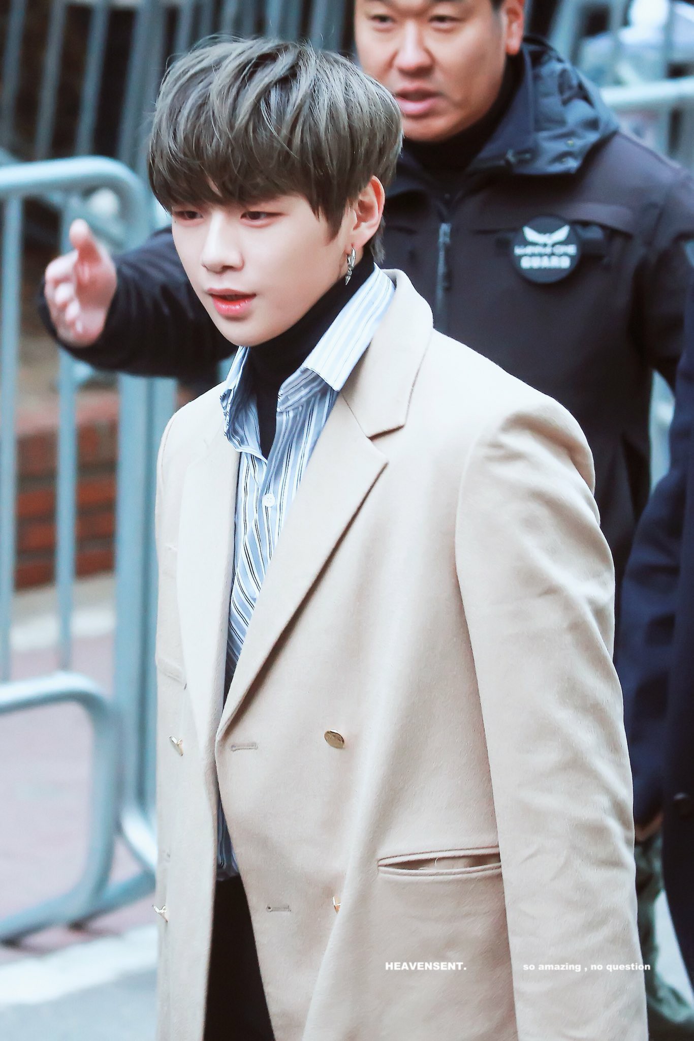 Vài tháng ra mắt đã khuynh đảo châu Á, center quốc dân Kang Daniel có gì đặc biệt mà hot đến vậy? - Ảnh 21.