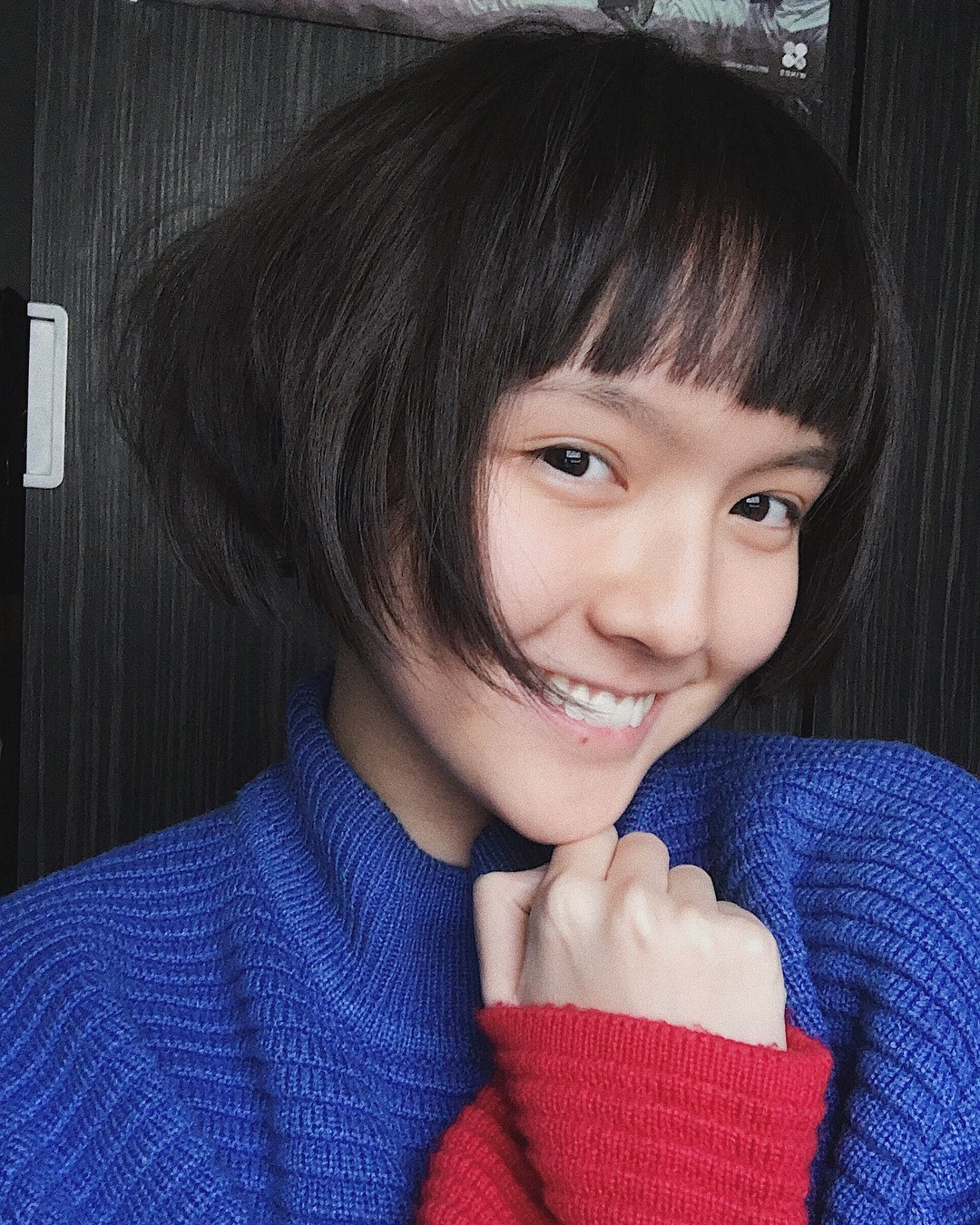 Không trang điểm cầu kỳ, các hot girl này chỉ cần kẻ lông mày và đánh son là đã xinh ơi là xinh - Ảnh 8. Không trang điểm cầu kỳ, các hot girl này chỉ cần kẻ lông mày và đánh son là đã xinh ơi là xinh - Ảnh 8.