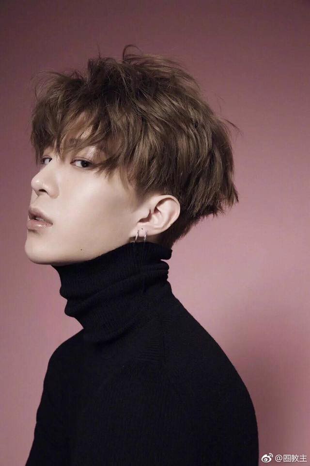 Phạm Thừa Thừa - em trai Phạm Băng Băng h&eacute; lộ dung mạo nam thầnn - Ảnh 1.