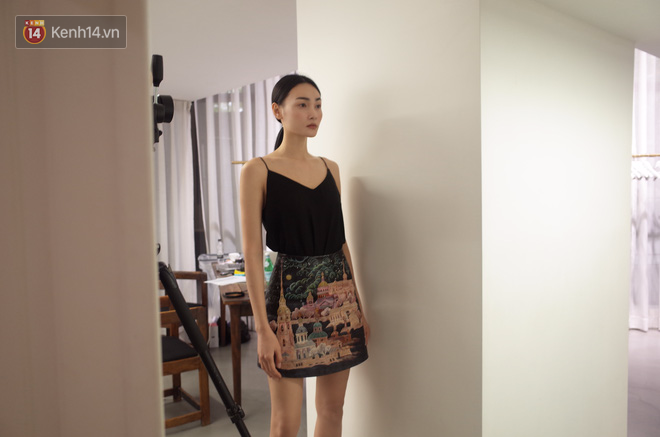 Độc quyền: Theo chân Thùy Trang Next Top chinh chiến Paris Fashion Week - Ảnh 14.