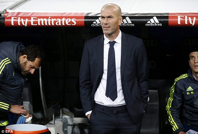 Zidane vs Mourinho: Cuộc chiến giữa thiên thần và ác quỷ - Ảnh 4.