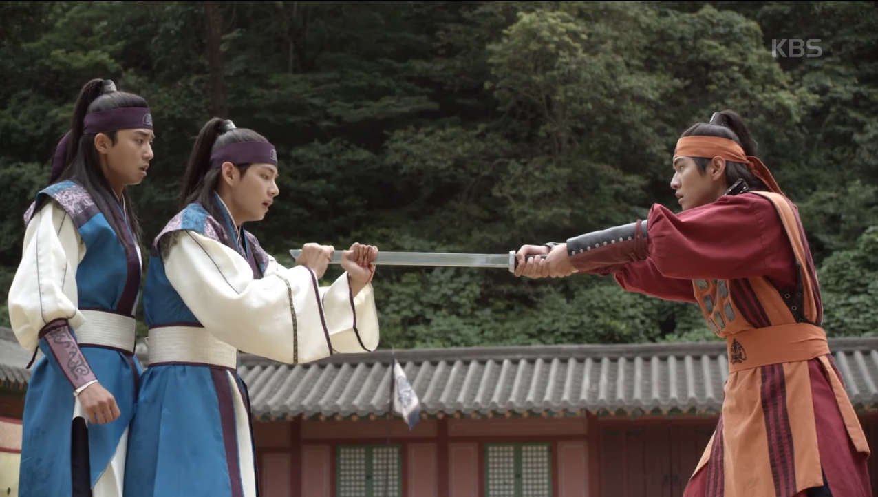 &ldquo;Hwarang&rdquo;: Qu&aacute; bất ngờ, Kim Tae Hyung (V) l&agrave; Hwarang đầu ti&ecirc;n phải chết! - Ảnh 5.