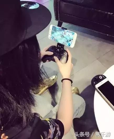 Đây là quán net kỳ quặc nhất thế giới khi nó chỉ phục vụ người chơi game trên smartphone - Ảnh 5.