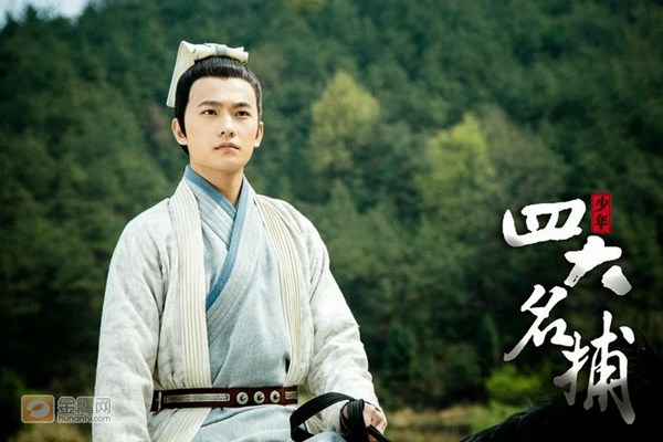 Nghịch l&yacute; m&agrave;n ảnh Hoa Ngữ: Diễn đơ nhưng đẹp sẽ được tha thứ! - Ảnh 3.