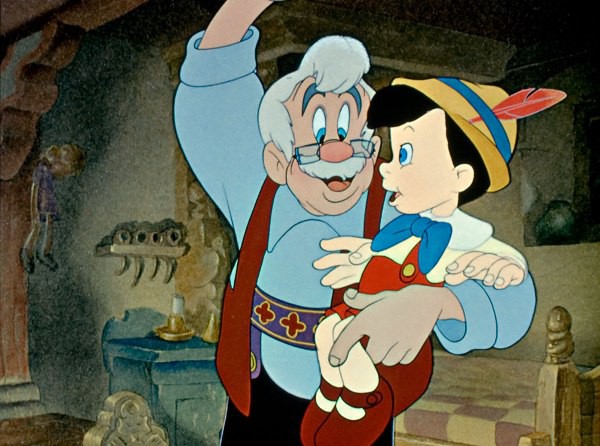 Sự thật đáng sợ về cậu bé mũi dài Pinocchio: Hỗn láo với người lớn, bị tra tấn dã man nhưng không chết - Ảnh 3.