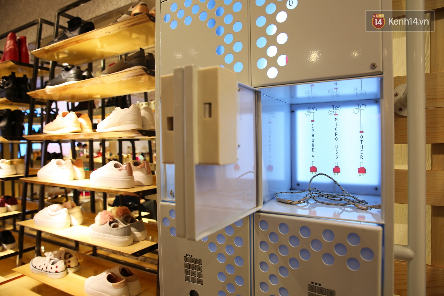 Pull&Bear Việt Nam: Giá rẻ hơn Thái Lan, áo phông giá từ 149.000 đồng, quần jeans từ 699.000 đồng - Ảnh 19. Pull&Bear Việt Nam: Giá rẻ hơn Thái Lan, áo phông giá từ 149.000 đồng, quần jeans từ 699.000 đồng - Ảnh 19.