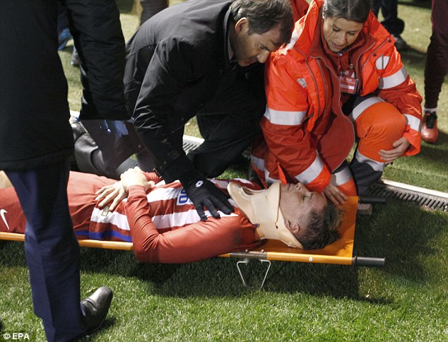Torres chấn thương kinh hoàng, gặp nguy hiểm tính mạng - Ảnh 5.
