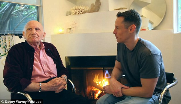 Xúc động câu chuyện come out của cụ ông 95 tuổi: Tôi biết mình đồng tính từ khi mới 5 tuổi - Ảnh 2.