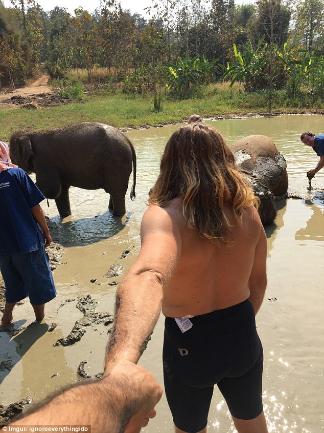 Mãi không có gấu, 2 anh chàng FA bắt tay thực hiện chuyến du lịch nhái theo em đi khắp thế gian - Ảnh 7.