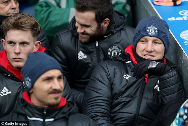 Schweinsteiger thông báo chia tay Man Utd - Ảnh 2.