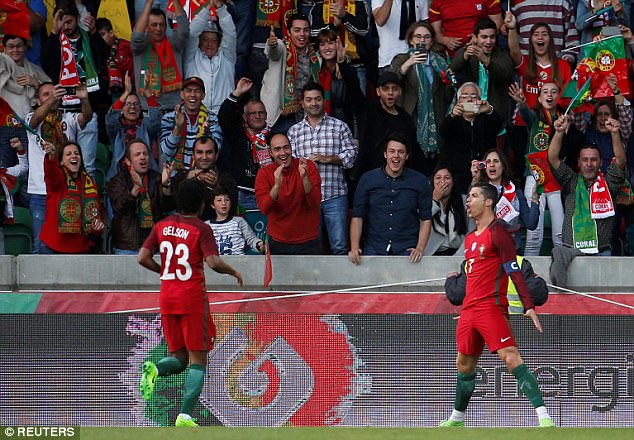 Bằng chứng cho thấy người nh&agrave; của Ronaldo đ&atilde; chấp nhận Rodriguez - Ảnh 6.