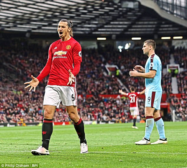 Ibrahimovic: Man Utd chưa đủ hay - Ảnh 1.
