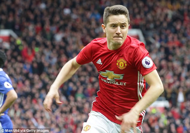 Hạ s&aacute;t Chelsea, sao Man Utd sắp được thưởng lớn - Ảnh 1.