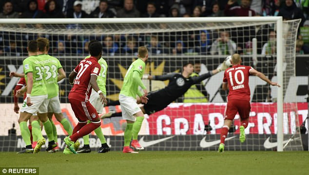 Bayern lập chiến tích lịch sử, lần thứ 5 liên tiếp giành Đĩa bạc Bundesliga - Ảnh 3.