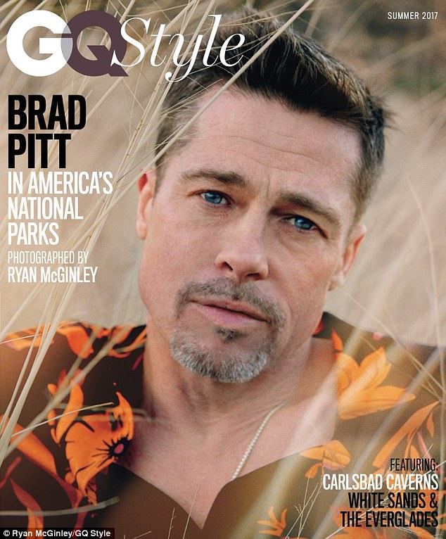 Brad Pitt mắt ngấn lệ đầy u sầu trong bộ ảnh đầu ti&ecirc;n sau khi chia tay Angelina Jolie - Ảnh 4.